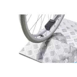 Rampa-progowa-dla-wózków-inwalidzkich